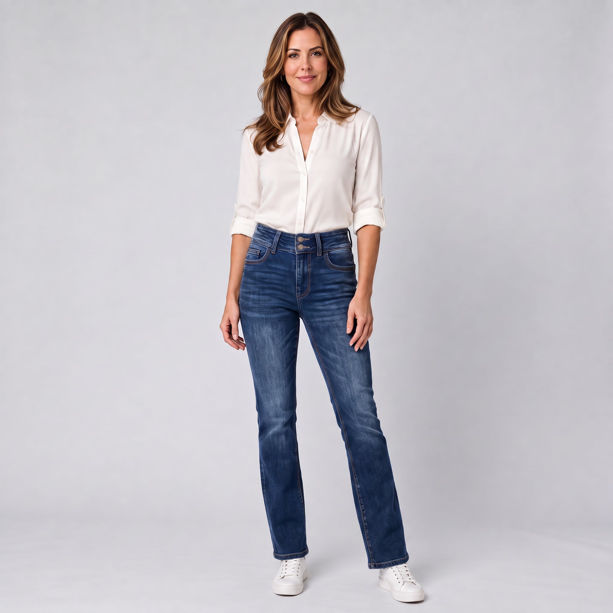 Contemporary Women's Slim Fit Jeans with a High Waist and Flared Leg