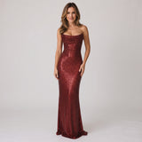 Graceful Maxi Dress with Fitted Silhouette and Strapless Design